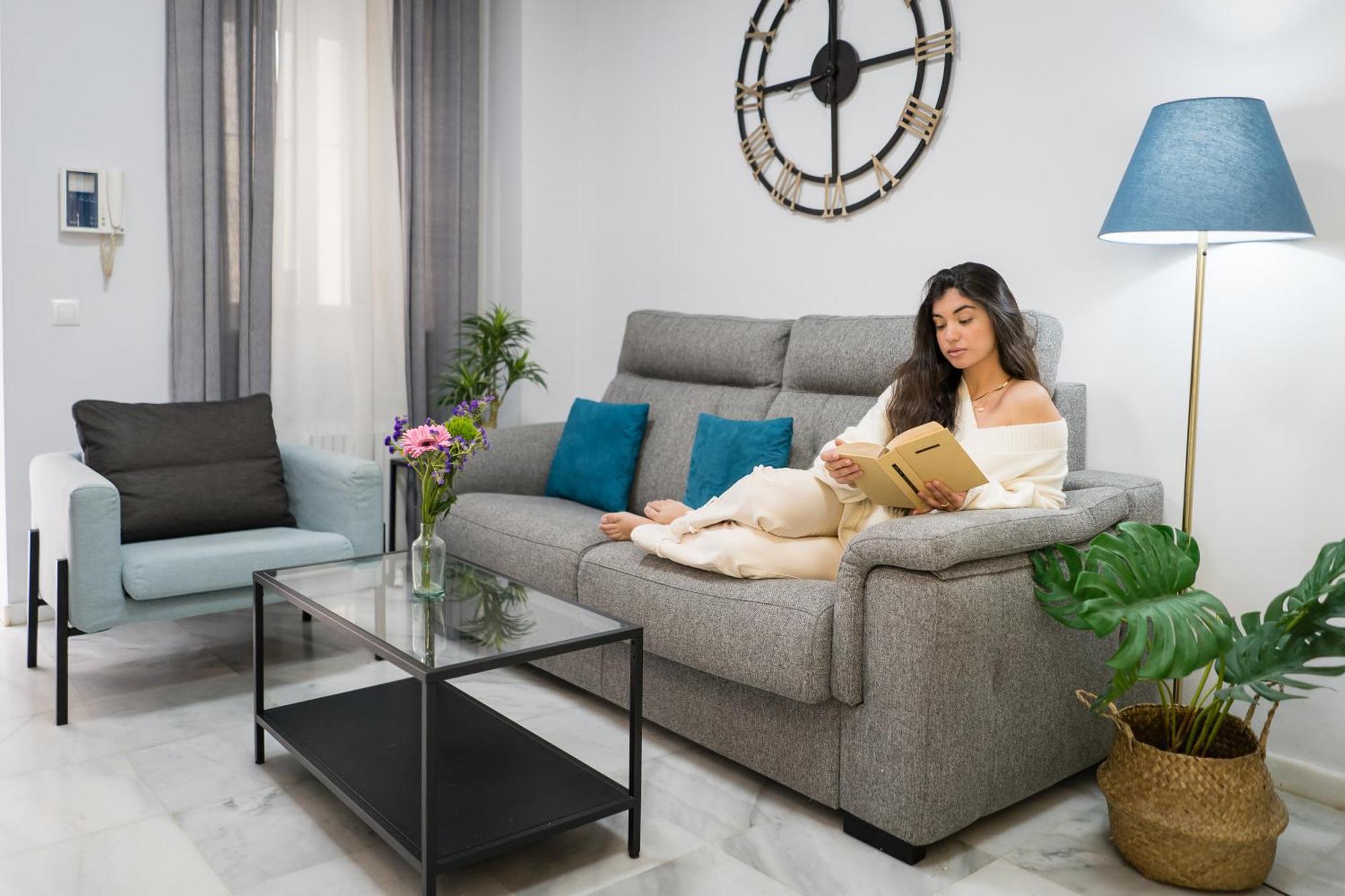 Apartamento Triana Deluxe Con Patio Privado Sevilla Exterior foto