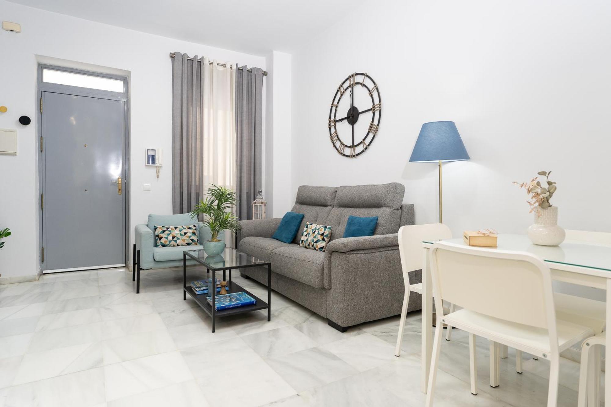 Apartamento Triana Deluxe Con Patio Privado Sevilla Exterior foto