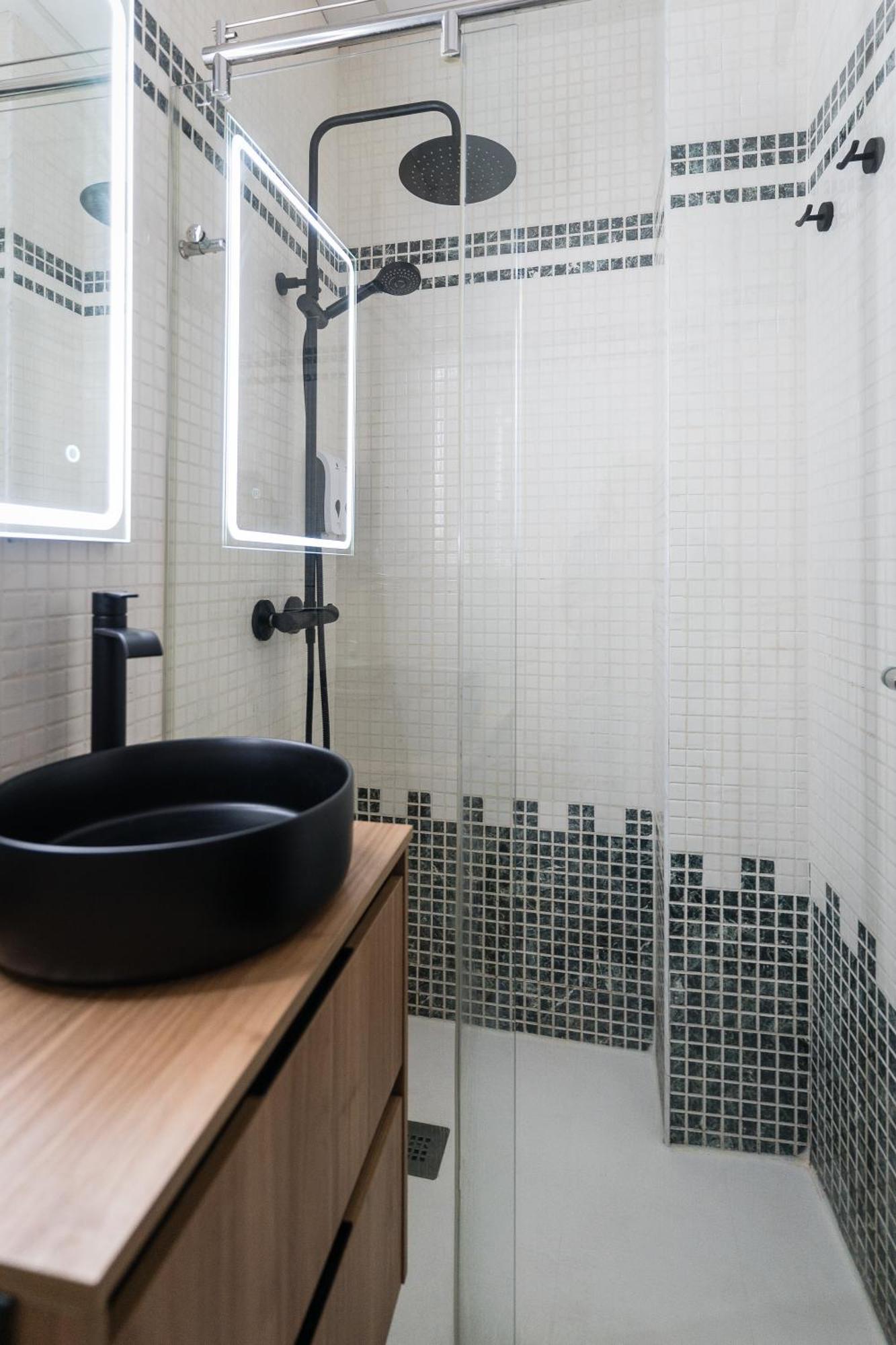 Apartamento Triana Deluxe Con Patio Privado Sevilla Exterior foto
