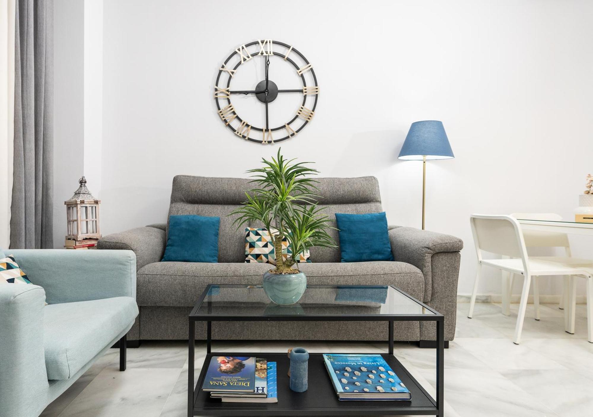 Apartamento Triana Deluxe Con Patio Privado Sevilla Exterior foto
